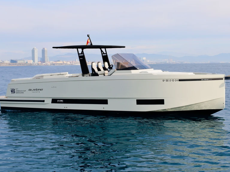 Pronájem Motorová loď v Palma de Mallorca -DE ANTONIO Yachts D36 Open 