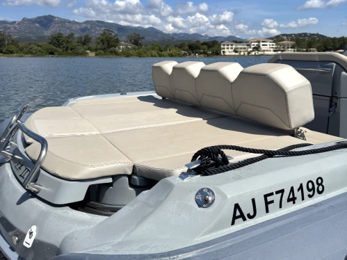 Pronájem lodi Porto-Vecchio lákavé ceny Adrenalina 9.0