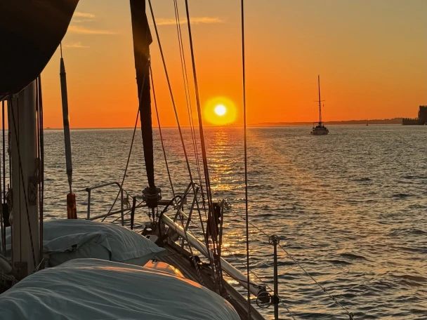 Pronájem Plachetnice v Lisabon -Jeanneau Sun Odyssey 40.3