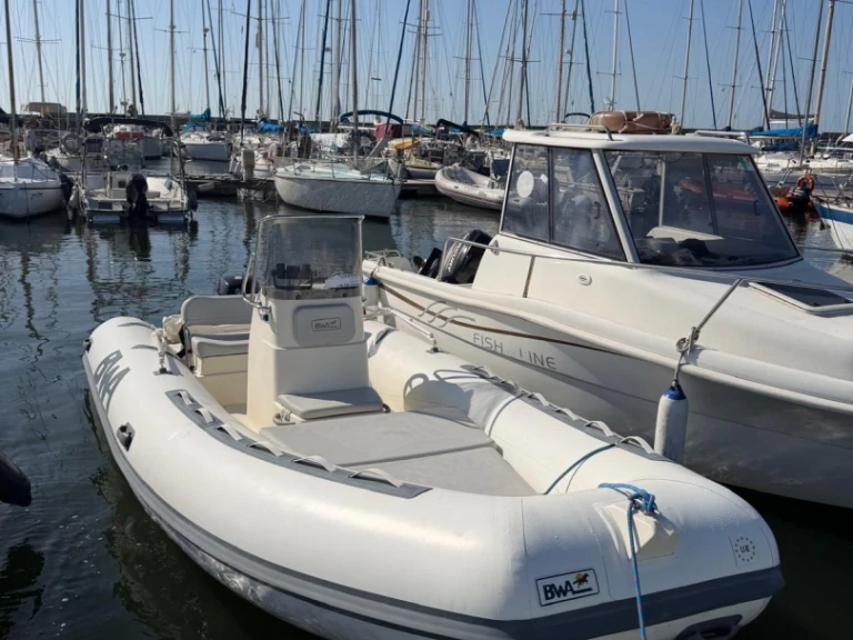 Pronájem jachty v Cagliari -Bwa Bwa 550 na Samboatu