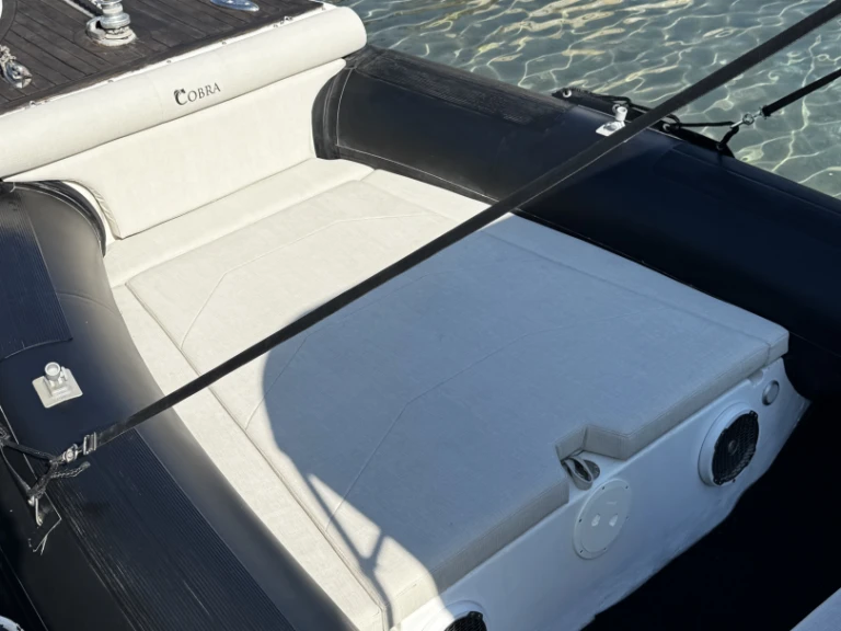 Pronajmout Motorová loď se skipperem či ne Cobra v Kissamos