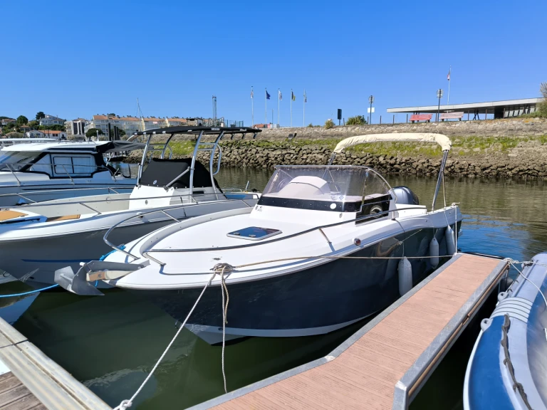 Pacific Craft Pacific Craft 730 SC jednotlivci a charterové společnosti v Arcachon