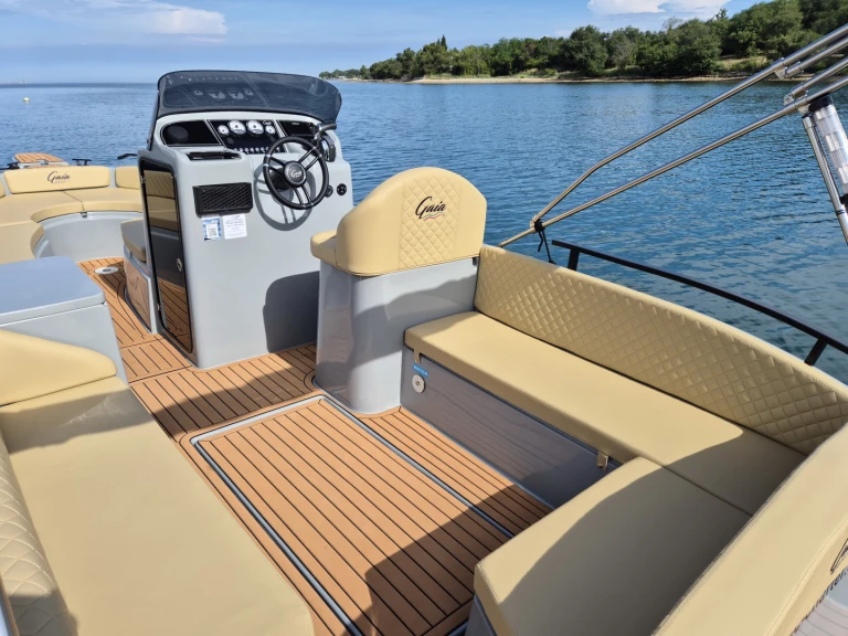 Pronájem jachty v Poreč -Gaia LIMITED EDITION na Samboatu