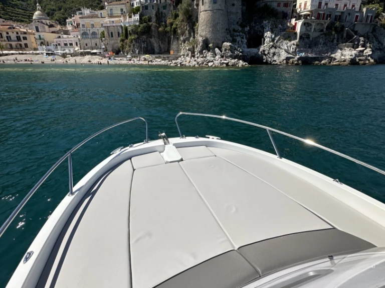 Pronájem lodi Porto di Amalfi Marina Coppola lákavé ceny Cap Camarat 6.5 WA Serie 3
