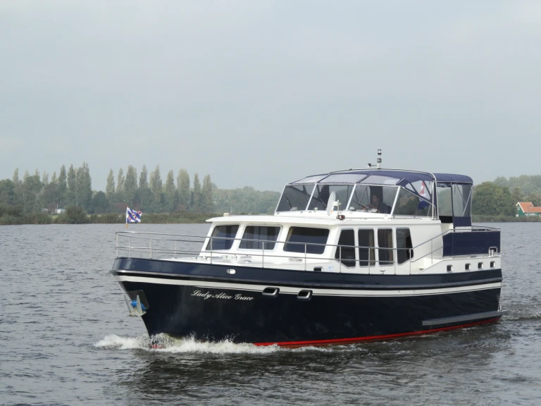 Pronájem lodi privateer 49 v Gaastmeer na Samboatu