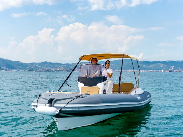 Pronájem lodi Salpa Salpa Soleil 20 v La Spezia na Samboatu