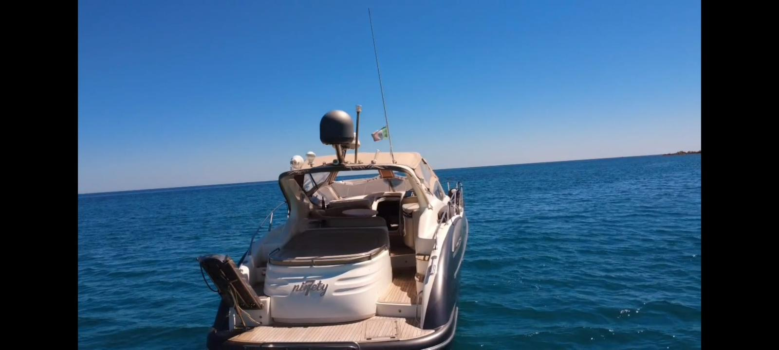 Pronájem lodi Azimut Atlantis 42 v Puntaldia na Samboatu