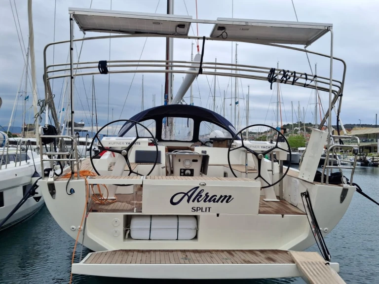 Pronajmout Plachetnice se skipperem či ne D&D Yacht v Trogir
