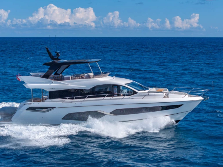 Pronájem Jachta v Miami -Sunseeker HIGH ROLLER