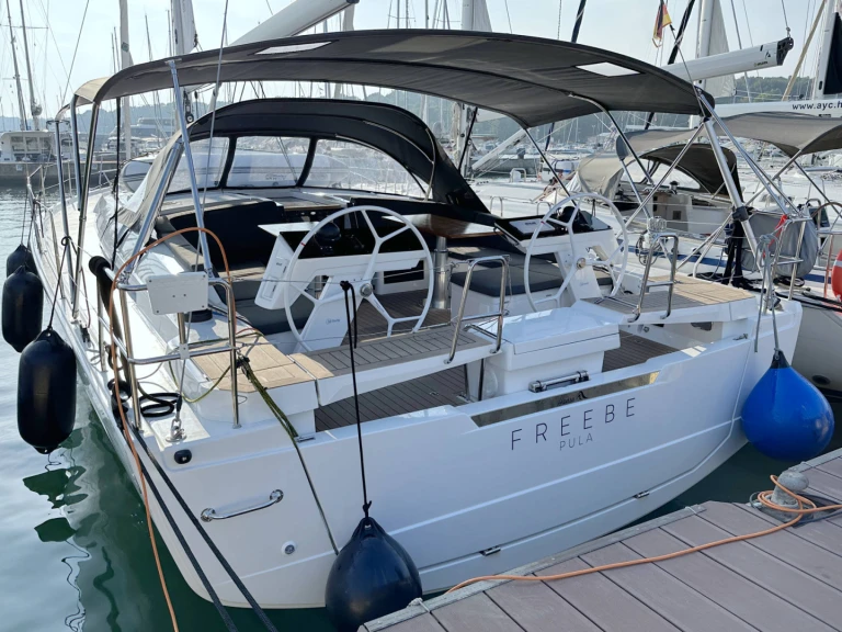 Pronájem lodi Hanse Hanse 460 v Pula na Samboatu