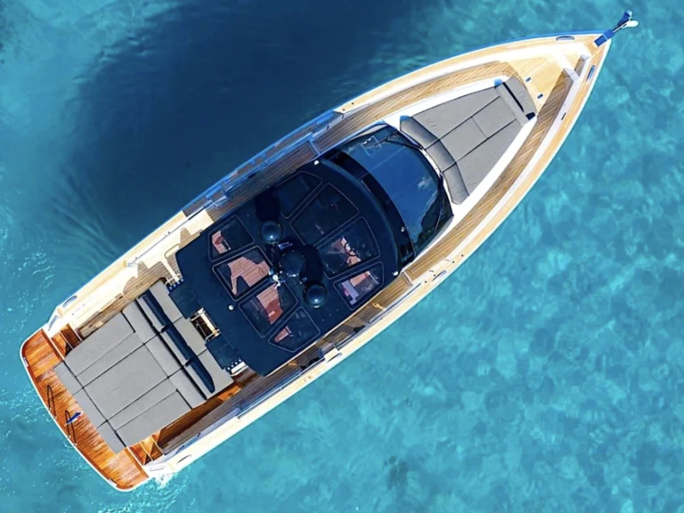 Pronájem Motorová loď v Port de Saint Tropez -Fjord Fjord 52 Open