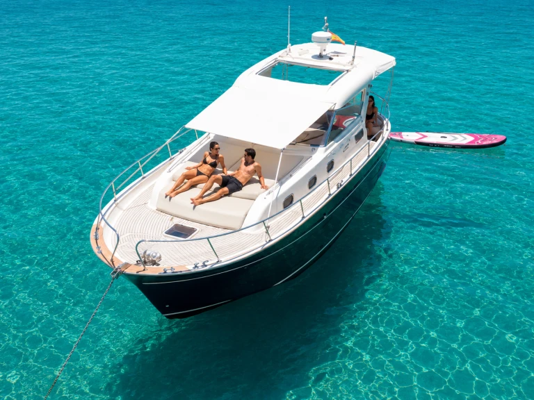 Pronájem Motorová loď v Mahon Port -Apreamare 100 comfort