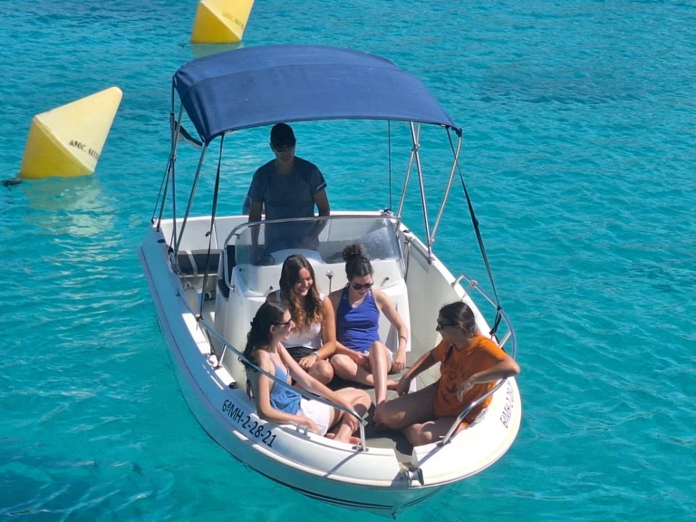 Pronájem lodi Jeanneau Cap Camarat 5.1 Style v Ciutadella de Menorca na Samboatu