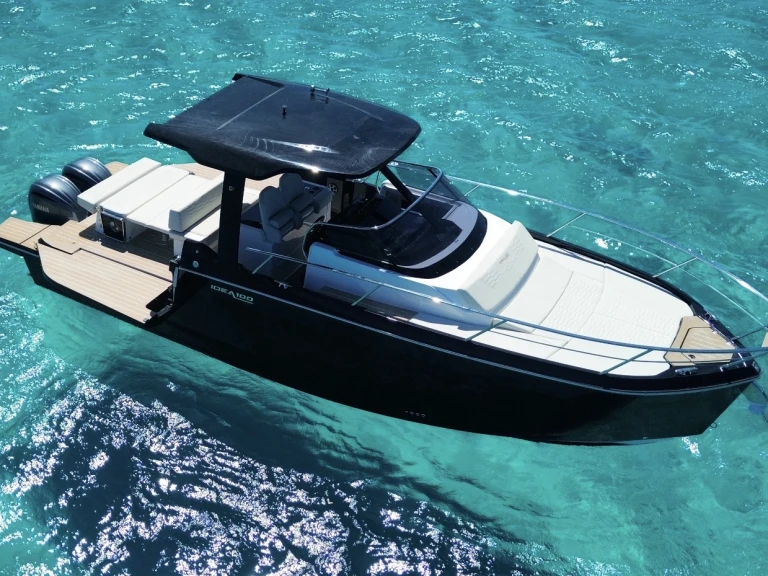 Pronájem lodi Porto Cervo lákavé ceny Idea 100