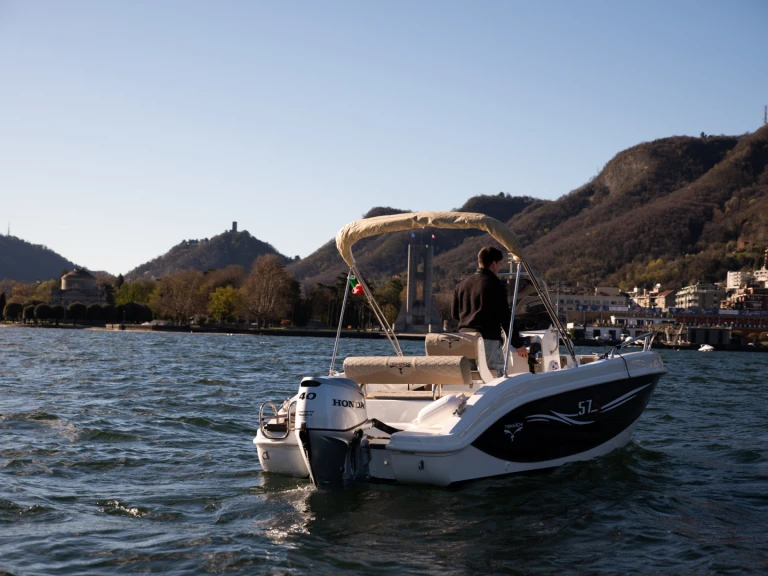 Pronajmout si Trimarchi Trimarchi 57 S Pro v Como (City)