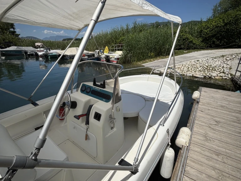 Pronájem Motorová loď v Aix-les-Bains -Sessa Marine Key Largo 16