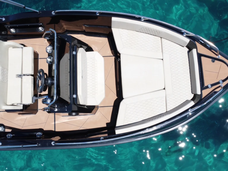 Pronájem lodi Nireus Nireus Ω53 Elegance  v Mykonos (City) na Samboatu