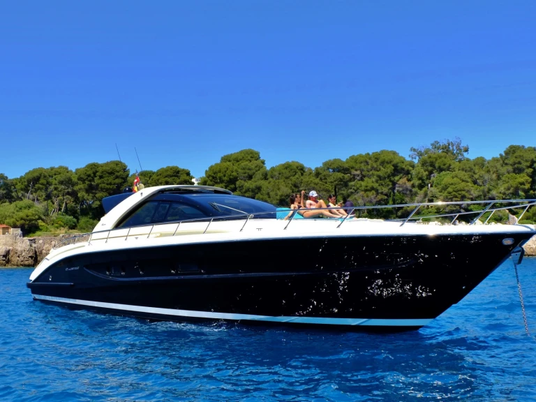 Pronajmout Jachta se skipperem či ne Riva v Saint-Laurent-du-Var
