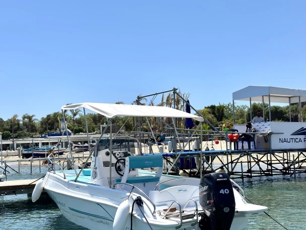 Pronájem lodi Taormina lákavé ceny Blumax 19 Pro