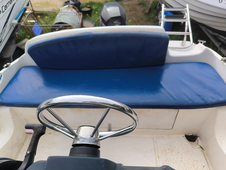 Pronájem lodi Remus Remus 450 open v Ciutadella de Menorca na Samboatu