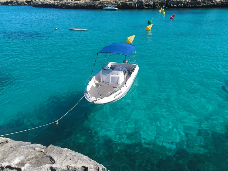 Motorová loď k pronájmu v Ciutadella de Menorca za nejlepší cenu