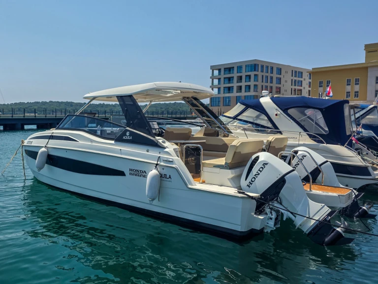 Pronájem lodi Aquila Aquila 32 Sport v Pula na Samboatu
