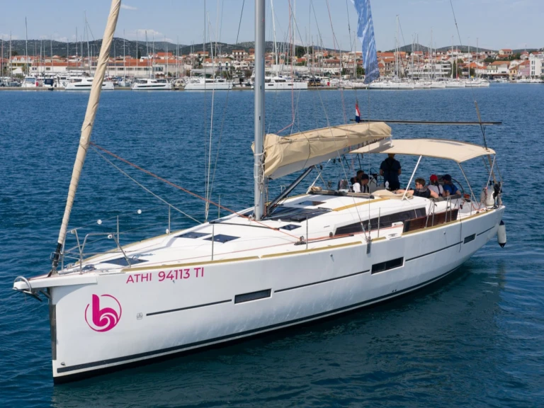 Pronájem lodi Pirovac lákavé ceny Dufour 460 Grand Large