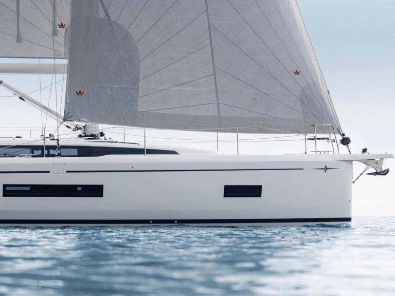 Pronájem lodi Bavaria Bavaria C46 v Gouvia na Samboatu
