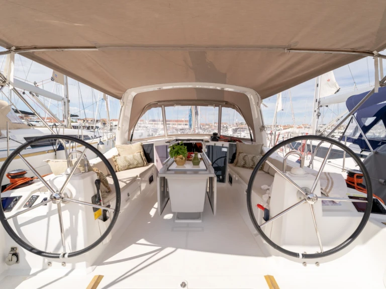 Pronájem lodi Bénéteau Oceanis 41.1 v Pirovac na Samboatu