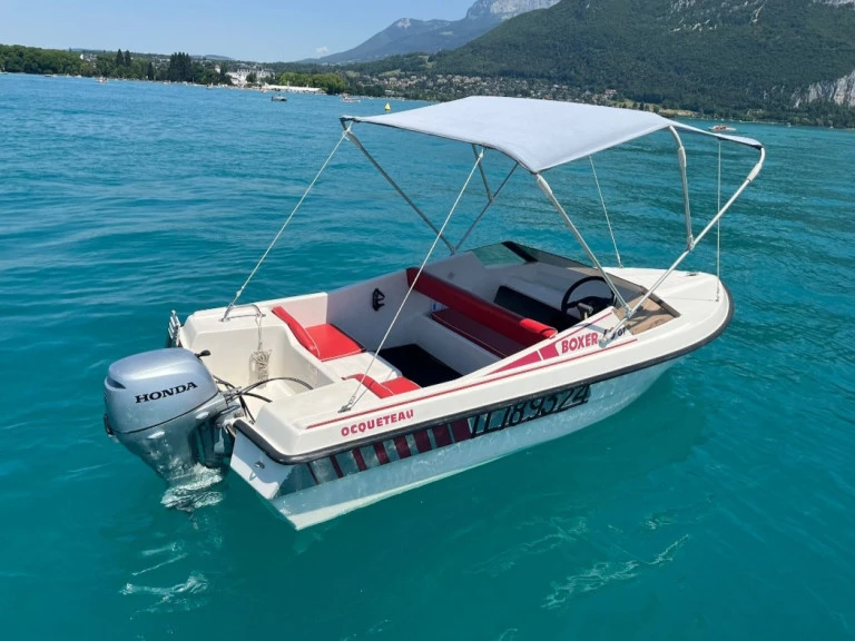 Pronájem jachty v Annecy -BATEAU SANS PERMIS na Samboatu