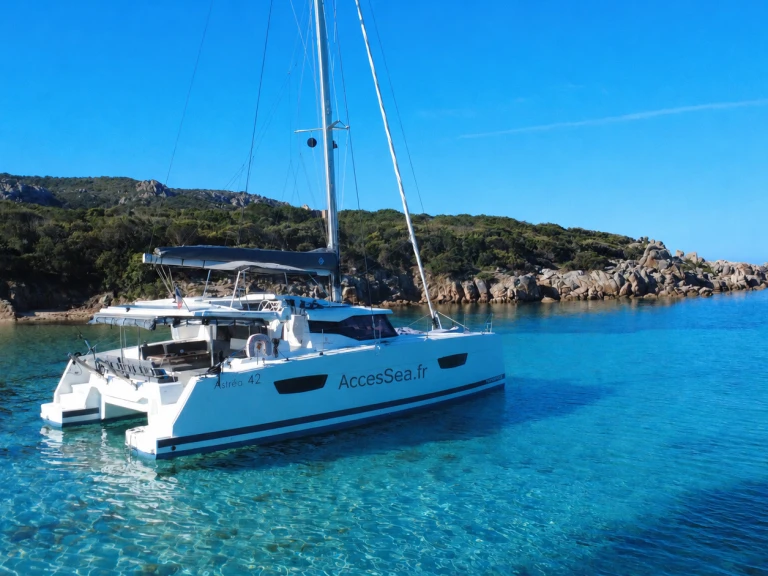 Pronájem jachty v Propriano -Fountaine Pajot Astrea 42 na Samboatu