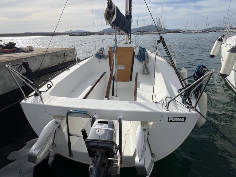 Pronajmout Plachetnice se skipperem či ne Bénéteau v Porto di Alghero