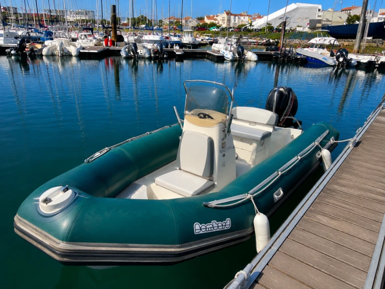Pronájem Polotuhá loď v La Rochelle -Bombard Sunrider 650