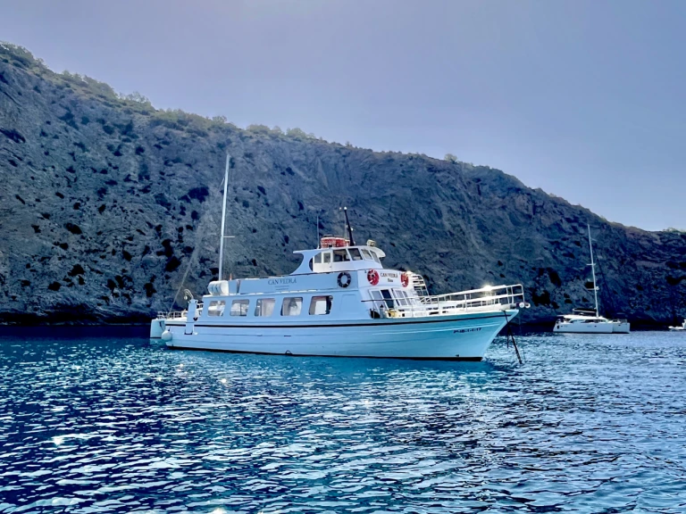 Pronájem jachty v Ibiza Town -Artesanal Golondrina na Samboatu