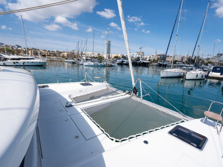 Lagoon Lagoon 42 jednotlivci a charterové společnosti v Il-Gżira