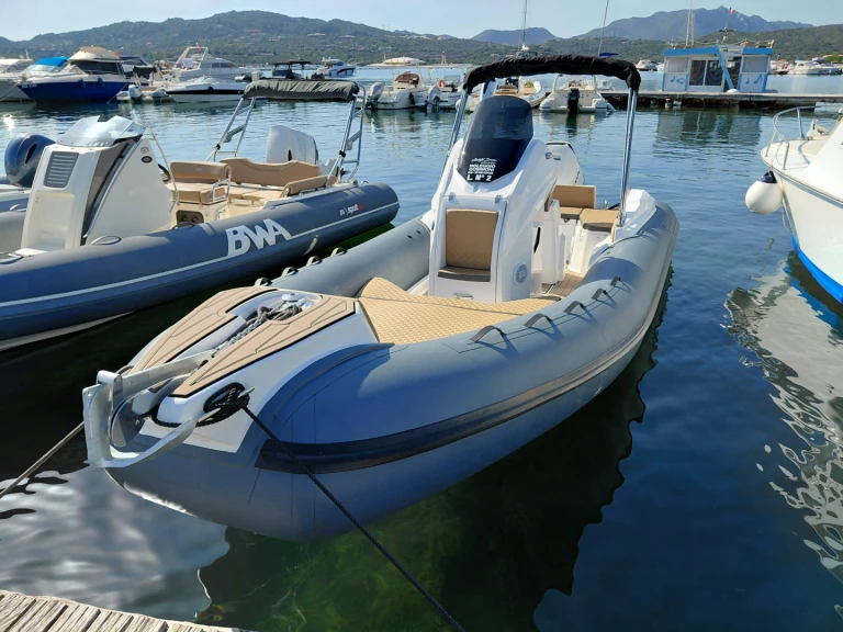 Pronájem lodi Levante 7.50 v Olbia na Samboatu