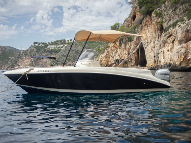 Pronajmout si AQUA 620 v Oliva