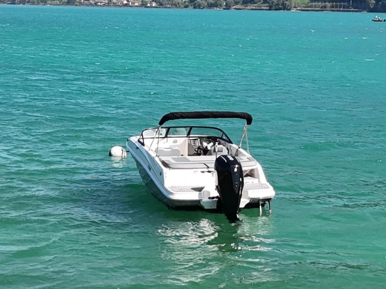 Pronájem Motorová loď v Brison-Saint-Innocent -Bayliner VR5 OE