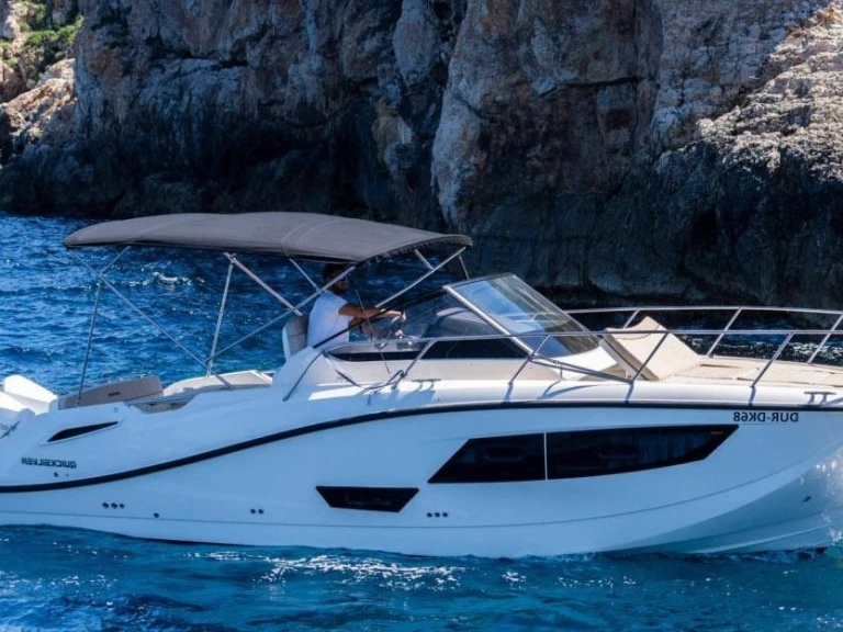 Pronájem lodi Quicksilver Activ 875 Sundeck v Ajaccio na Samboatu
