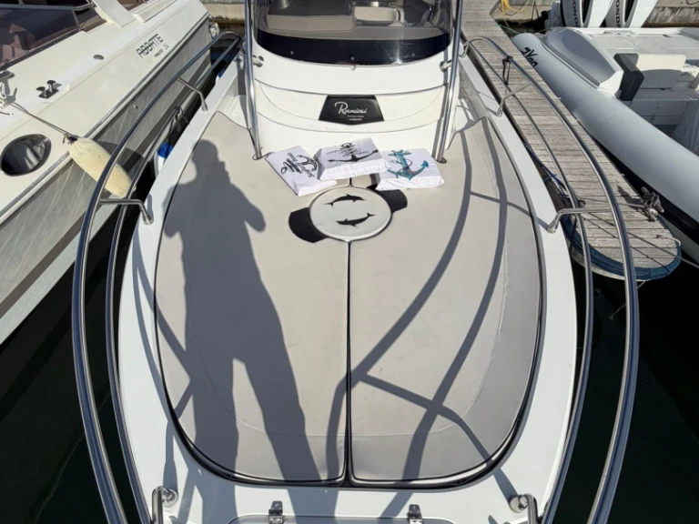 Pronájem jachty v Castellammare di Stabia -Ranieri Shadow 28 na Samboatu