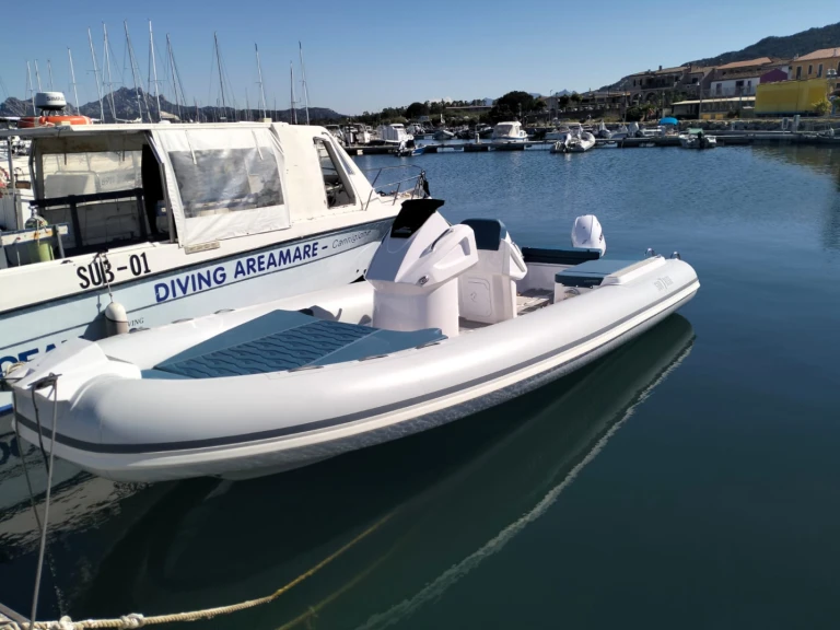 Pronajmout si Mirimare Sunrise 7 easy v Poltu Quatu