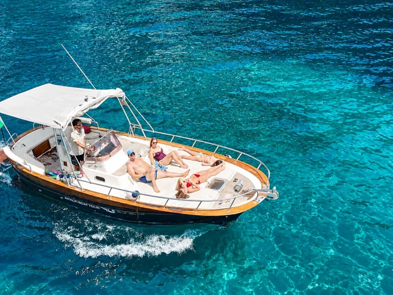 Pronajmout si Fratelli Aprea Sorrento 7,50 open cruise v Amalfi 