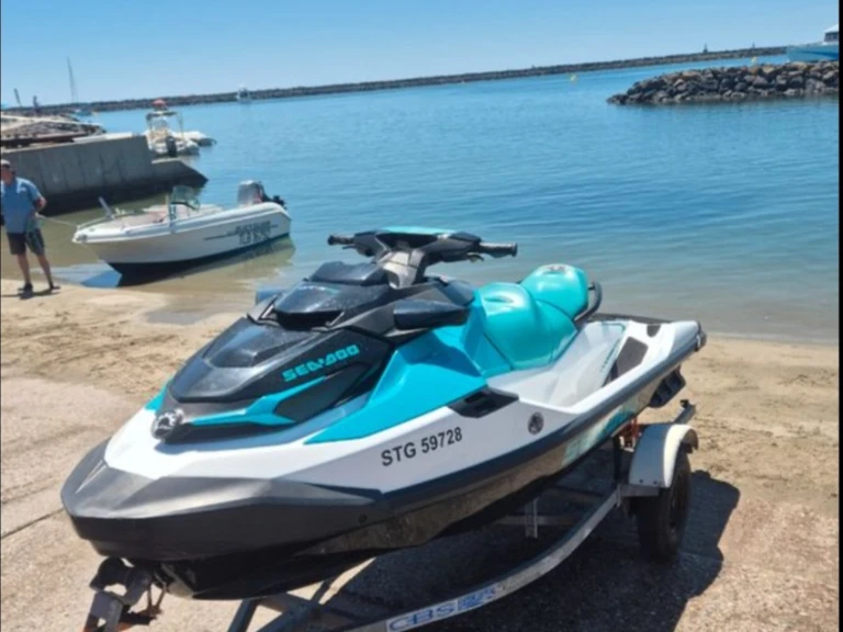 Pronájem lodi Sea-Doo GTI v Canet-en-Roussillon na Samboatu