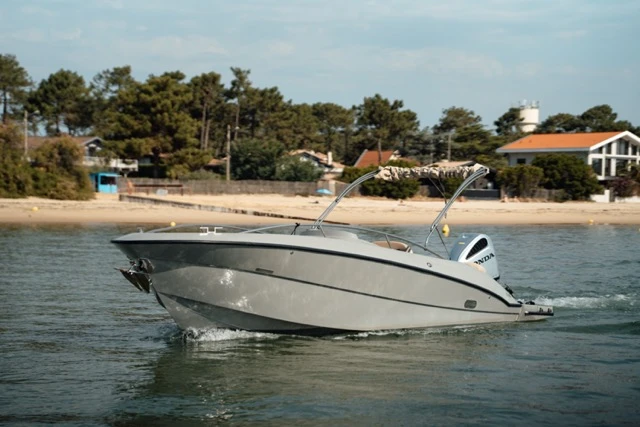 Pronajmout si Aquarius Clear v Arcachon