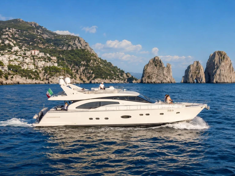 Pronájem Jachta v Castellammare di Stabia -Ferretti Ferretti 680