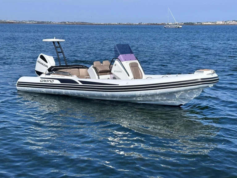 Pronájem Polotuhá loď v Mèze -Grand Boats golden line G680