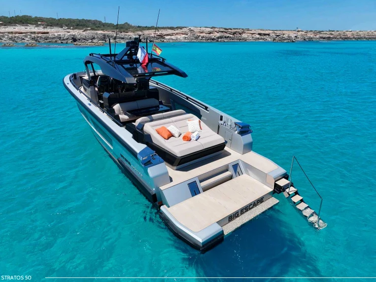 Pronájem lodi Santa Eularia des Riu lákavé ceny DB50