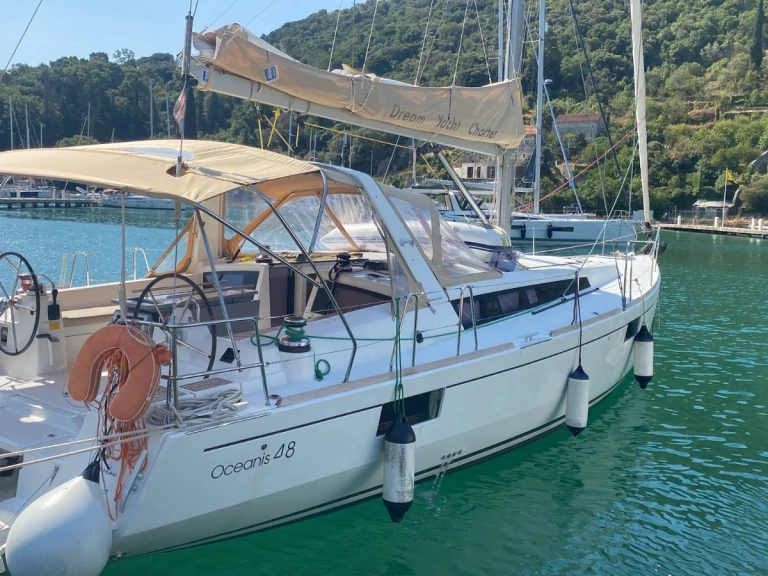 Pronájem lodi Bénéteau Oceanis 48 v Puerto Banús na Samboatu
