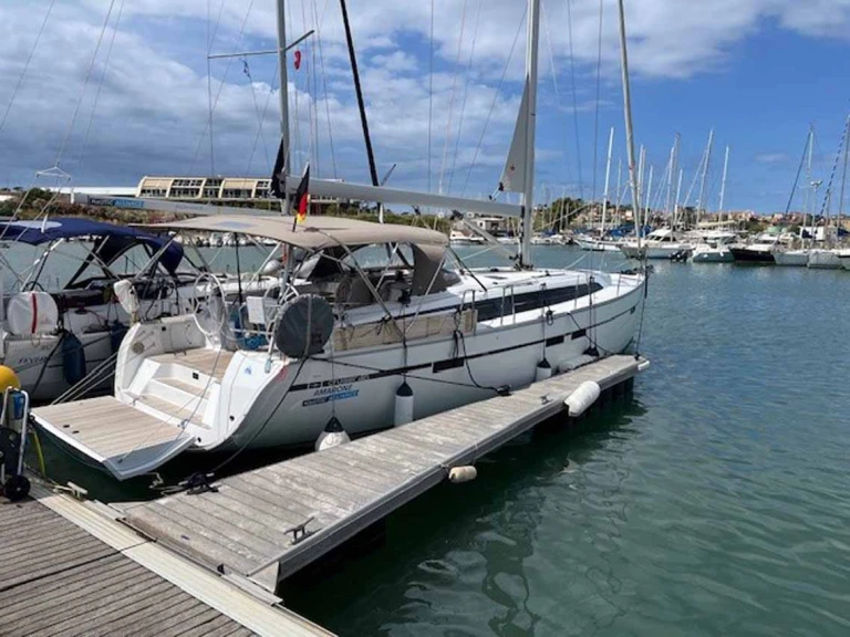 Pronajmout si Bavaria Cruiser 46 v Gouvia