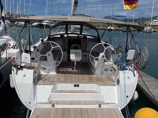 Pronájem lodi Gouvia lákavé ceny Cruiser 46